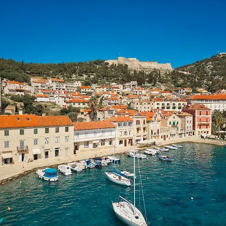 Apartment Mama Marija Hvar Town Zewnętrze zdjęcie